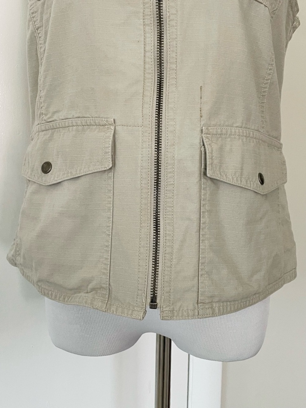 Eddie Bauer Ripstop Beige Khaki Women’s Hiking Utility Vest Size M - Picture 4 of 9